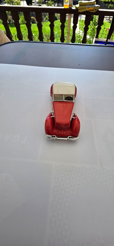 Spielzeugauto modellauto pkw - spielzeugauto,