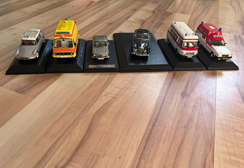 Ixo ambulance collection bmw - ambulance,