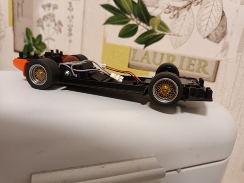 Carrera chassis bmw m1 - carrera,